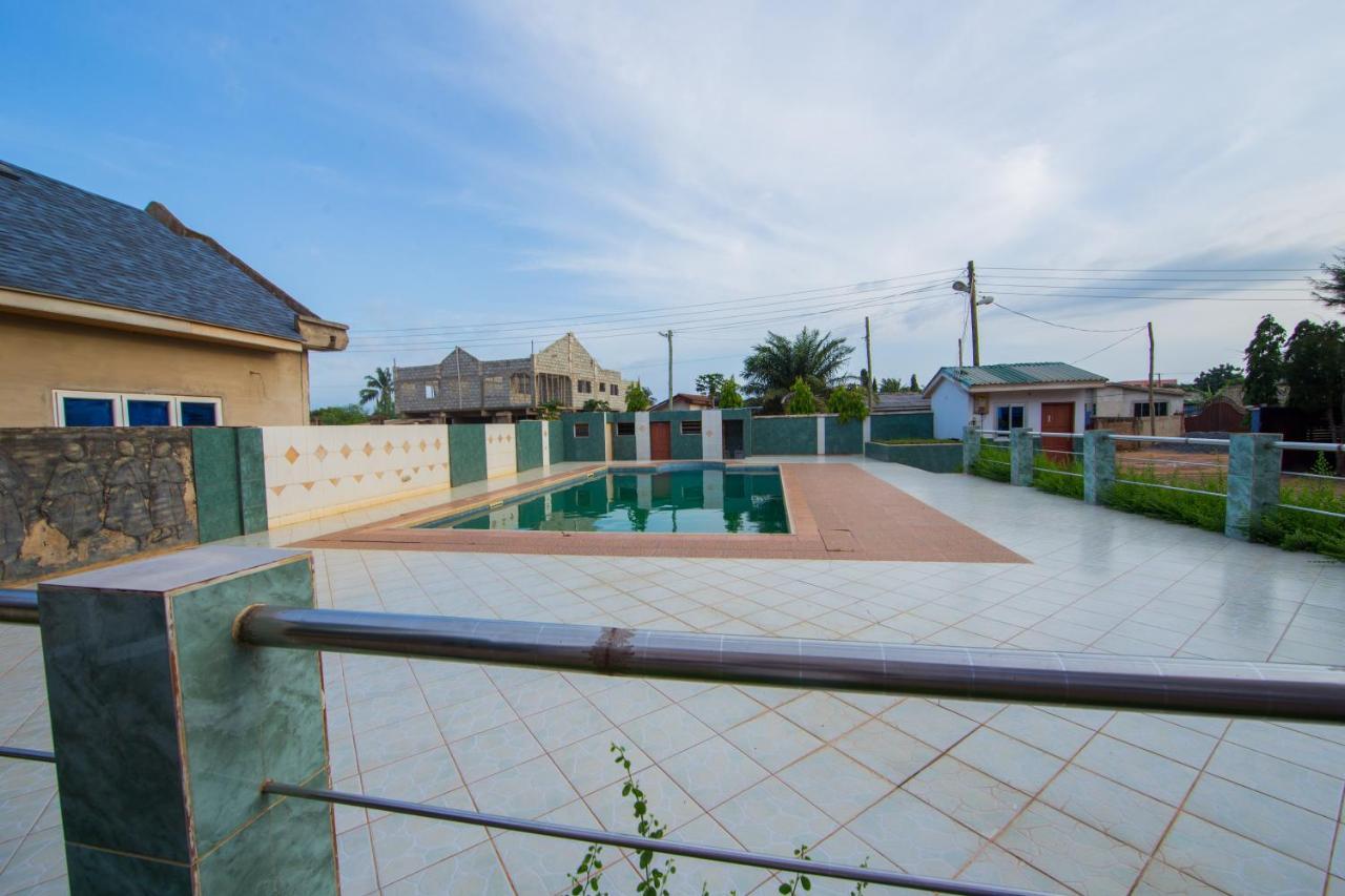 Pemicsa Hotel Accra Spintex Εξωτερικό φωτογραφία